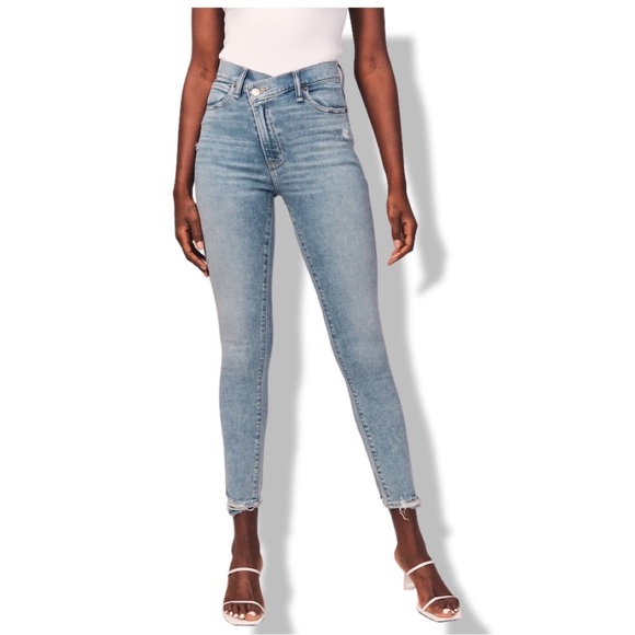 Abercrombie & Fitch Denim - EUC - Abercrombie & Fitch Curve Love High Rise Super Skinny Ankle Jean - Size 28